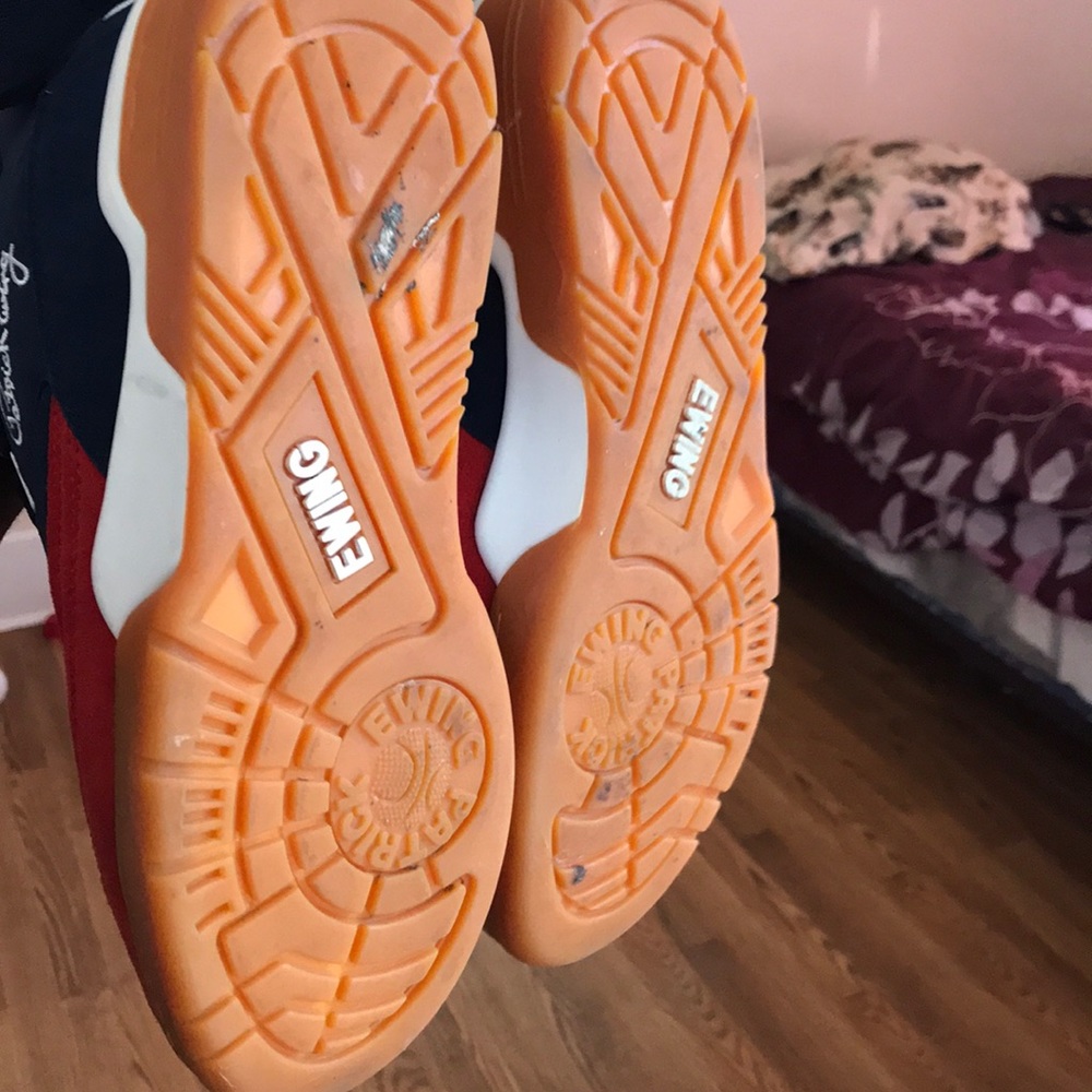 Shoes - Picture 2 of 4